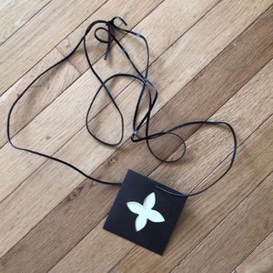 LOUIS VUITTON gift tag